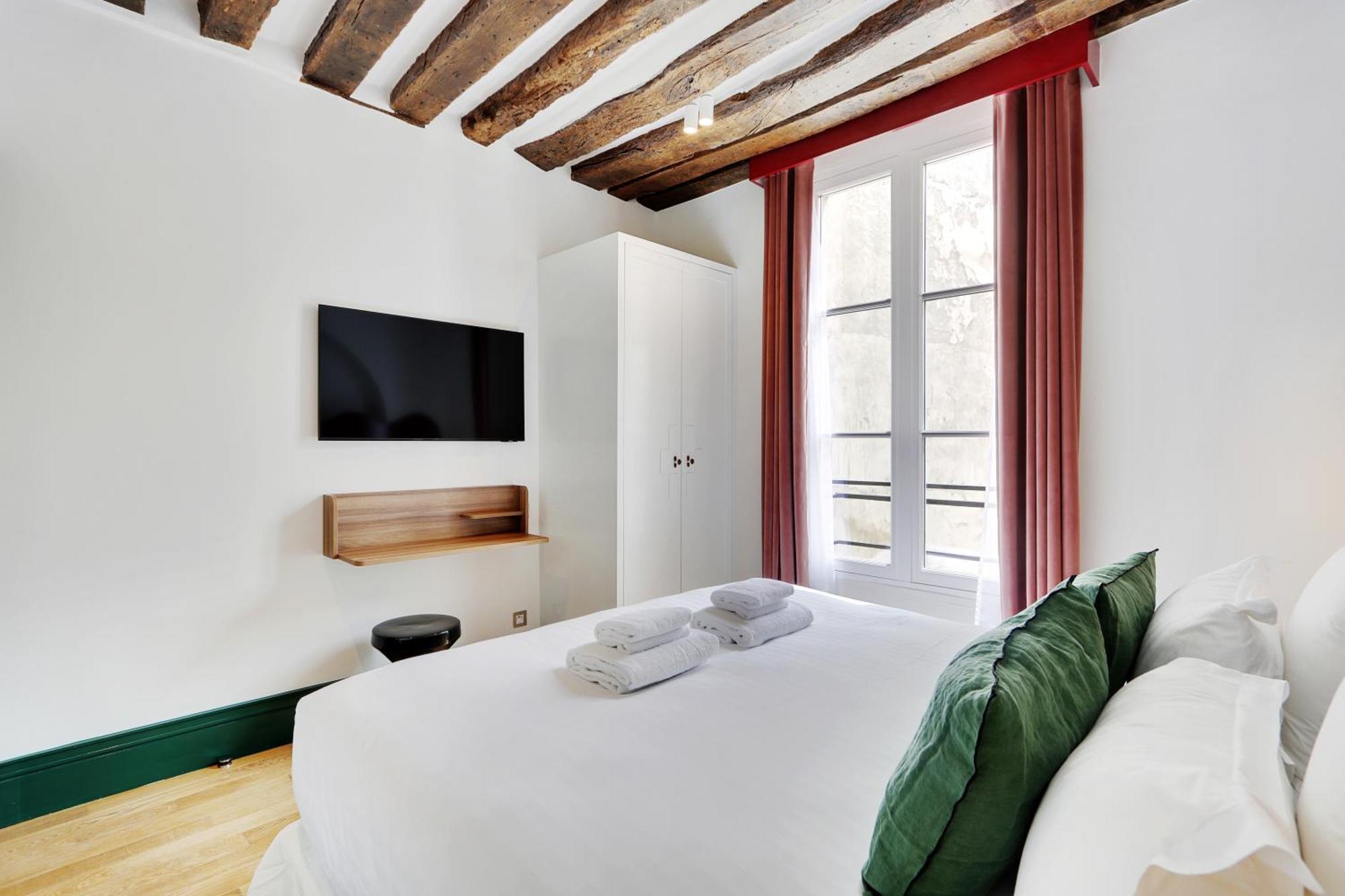 Paris Home Collection Serviced Apartments In Notre Dame - Rue Savoie Exterior foto