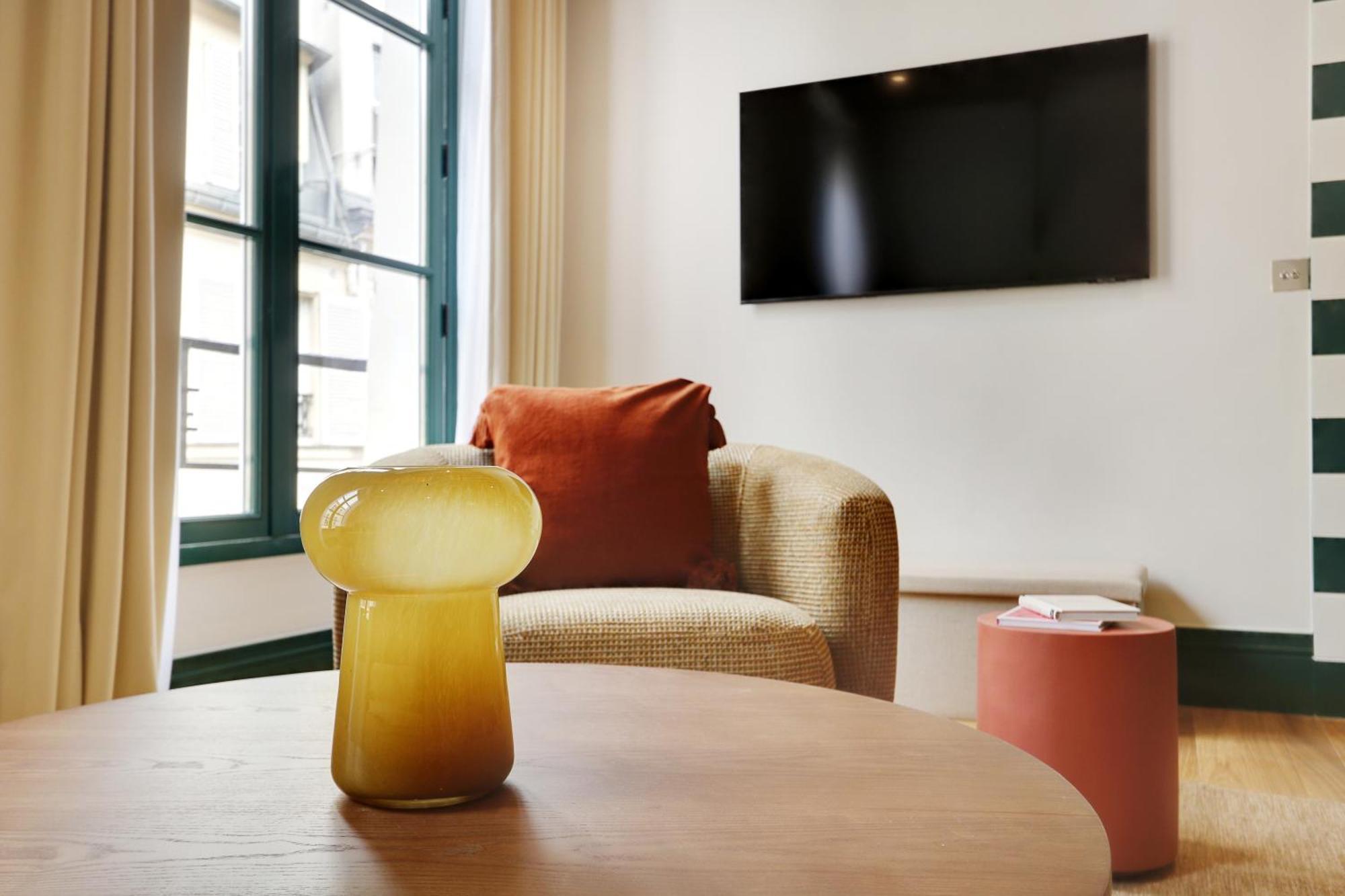 Paris Home Collection Serviced Apartments In Notre Dame - Rue Savoie Exterior foto